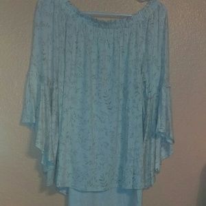 Time and Tru maternity top